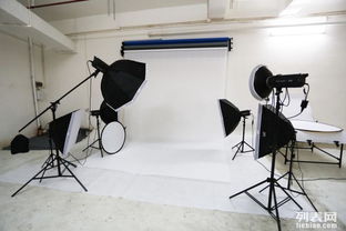 廣州150平專業(yè)影棚出租，50元/小時(shí)助力產(chǎn)品人像拍攝